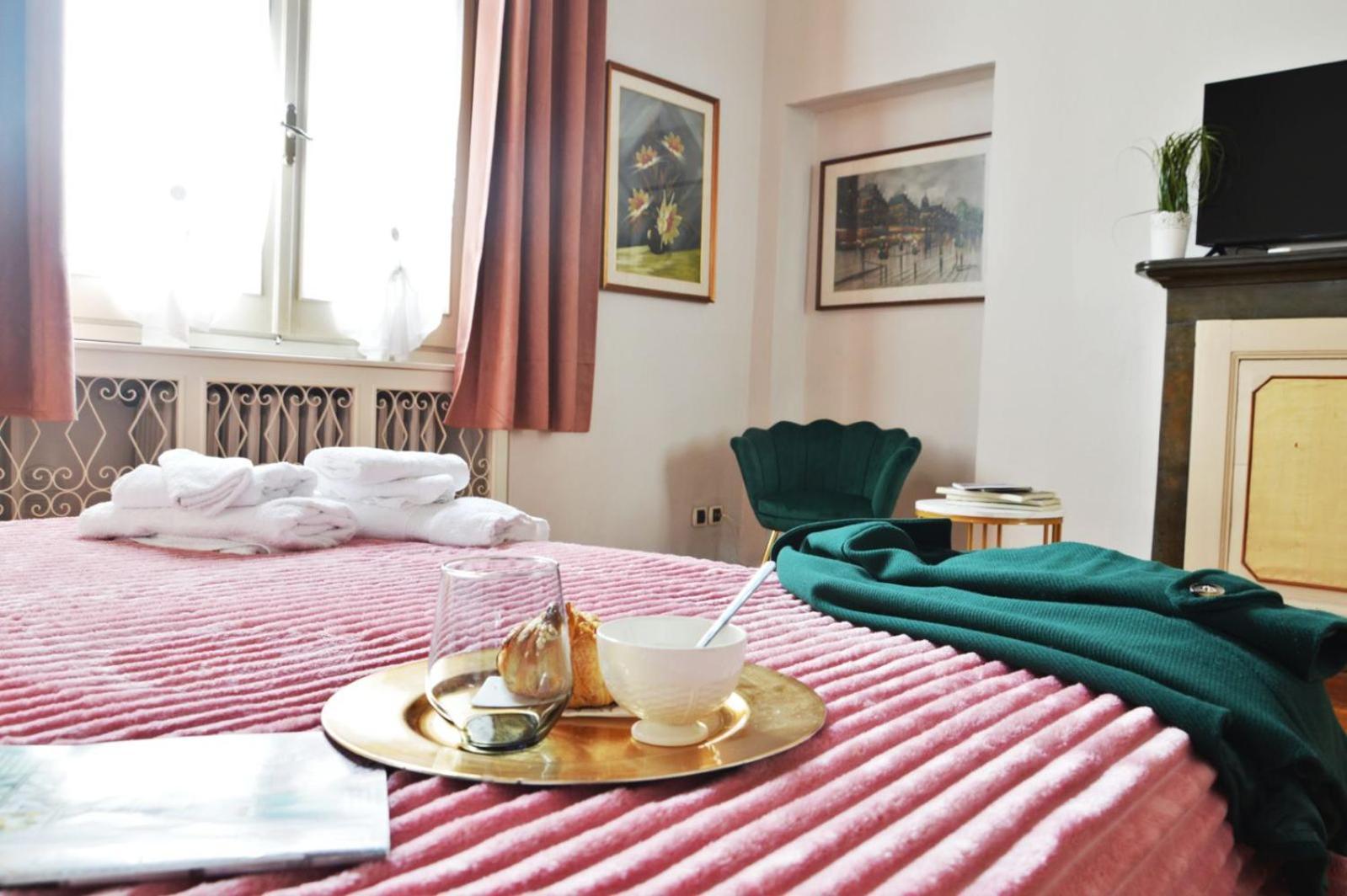 Casa Del Teatro Apartment Павия Екстериор снимка
